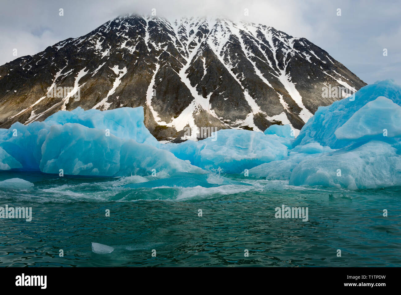 Magdalena Fjord, ghiacciai, Spitsberg Isola, arcipelago delle Svalbard, Norvegia Foto Stock