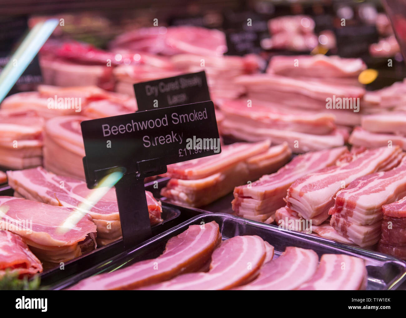 Libera gamma di carne in vendita nel negozio di fattoria Foto Stock