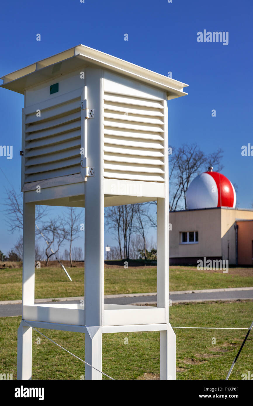 Český hydrometeorologický ústav, Libuš, Praha, Česká republika / Istituto Idrometeorologico della Repubblica Ceca, Praga - Libus, Repubblica Ceca Foto Stock