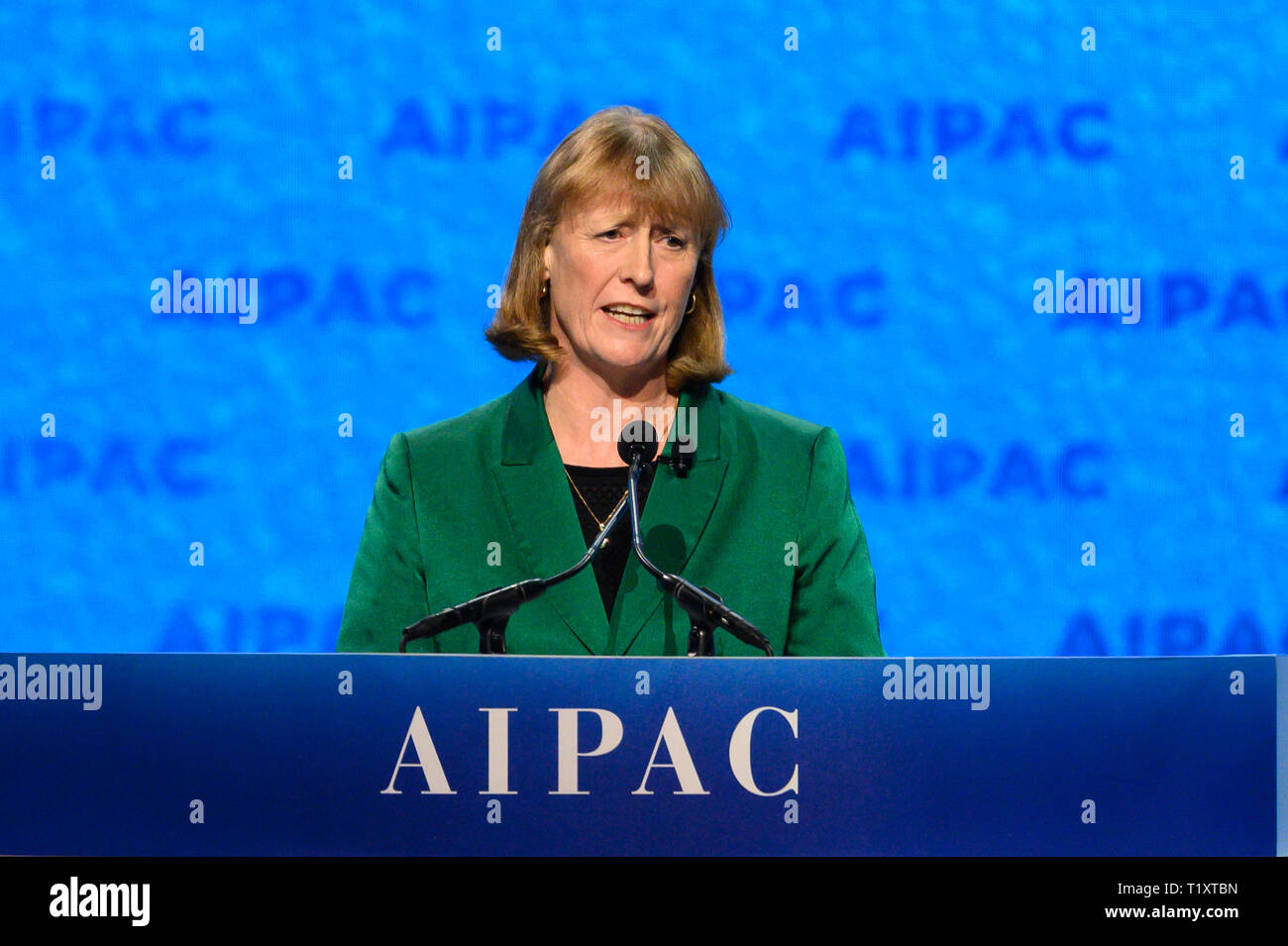 Membro del parlamento britannico Joan Ryan visto parlare durante la American Israel Public Affairs Committee (AIPAC) Conferenza politica di Washington DC. Foto Stock