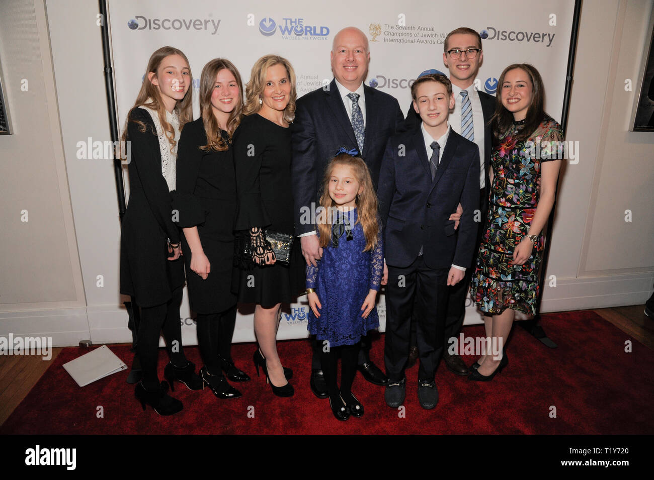 New York, Stati Uniti d'America. 28 Mar, 2019. Jason Greenblatt e famiglia partecipare alla settima Champions annuale dei valori ebraico International Awards Gala a Carnegie Hall il 28 marzo 2019 a New York City. Credito: Ron Adar/Alamy Live News Foto Stock