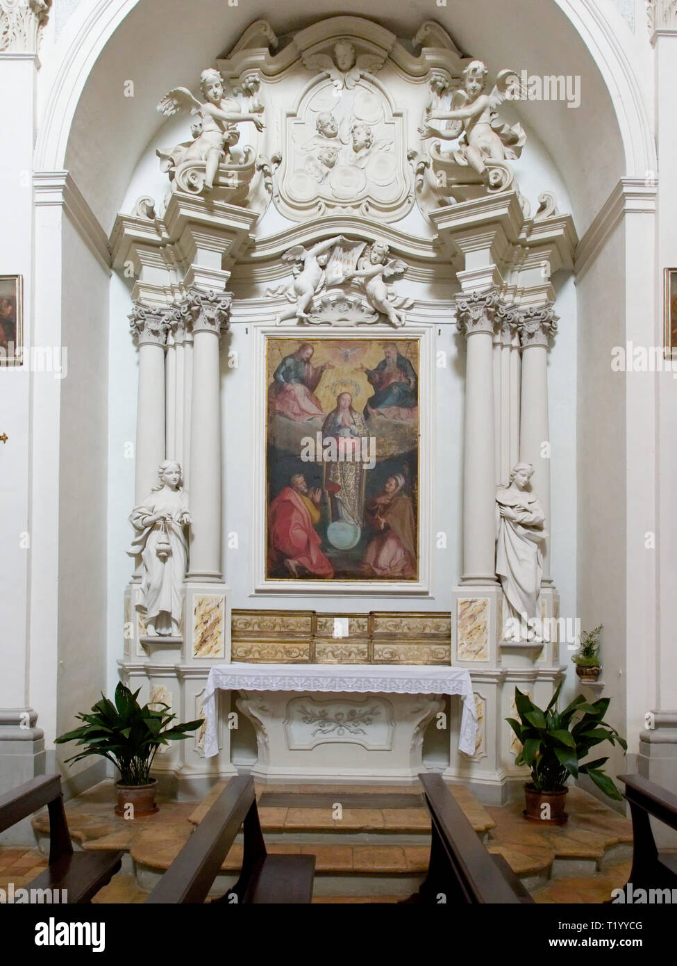 Bevagna Umbria Italia Italia. Vista interna, chiesa di San Francesco