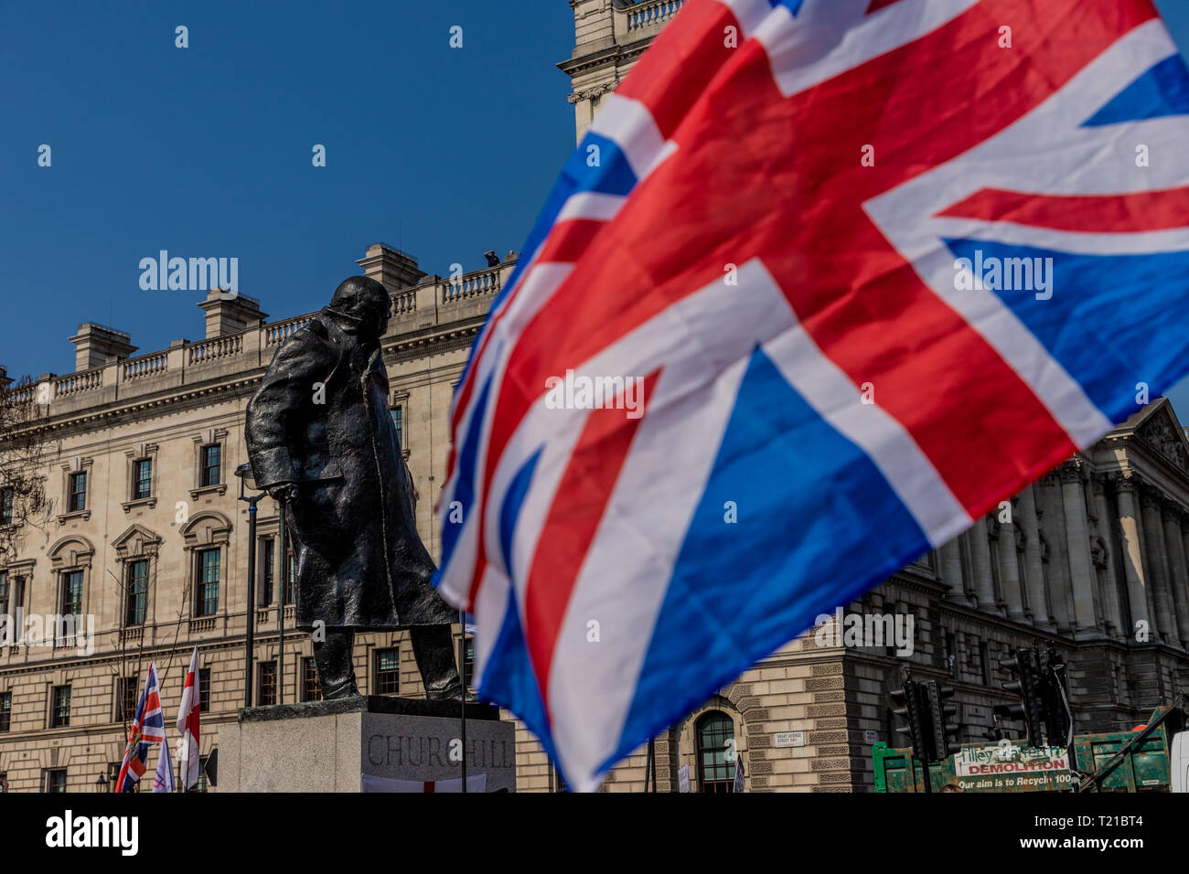 Westminster, Londra, Regno Unito. 29 mar 2019. Il mese di marzo a lasciare l'UE da Brexit sostenitori, ha avuto luogo presso la piazza del parlamento di Westminster, venerdì 29 marzo 2019. Credito: chrispictures/Alamy Live News Foto Stock