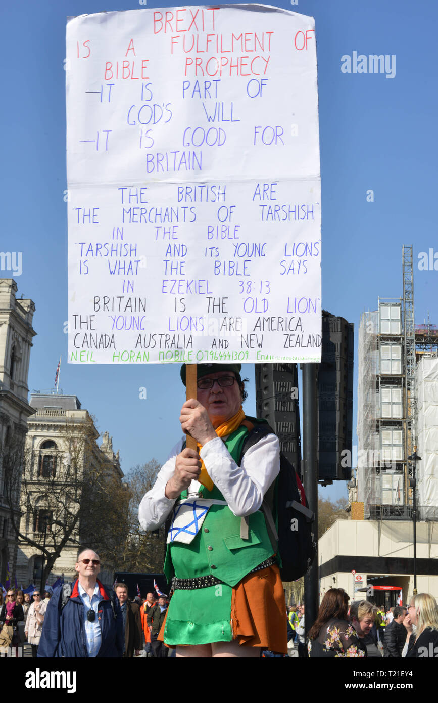 Londra, Regno Unito. 29 marzo, 2019. Gli attivisti Pro-Brexit dimostrare di fronte alla sede del Parlamento, il giorno in cui il Regno Unito è stato supposto per essere a lasciare l'UE. Credito: Thomas Krych/Alamy Live News. Foto Stock