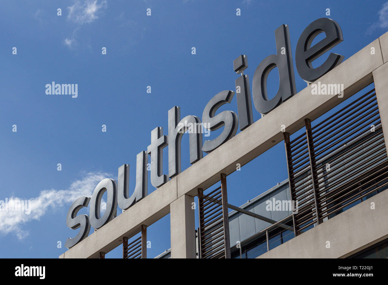 Londra, Inghilterra - marzo 25 2019: esterne di Southside shopping centre, Wandsworth, London SW18 Foto Stock