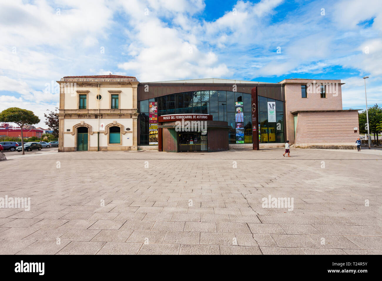 GIJON, Spagna - 25 settembre 2017: Asturie Gijon Railway Museum o il Museo del Ferrocarril de Asturias a Gijon nelle Asturie, Spagna Foto Stock