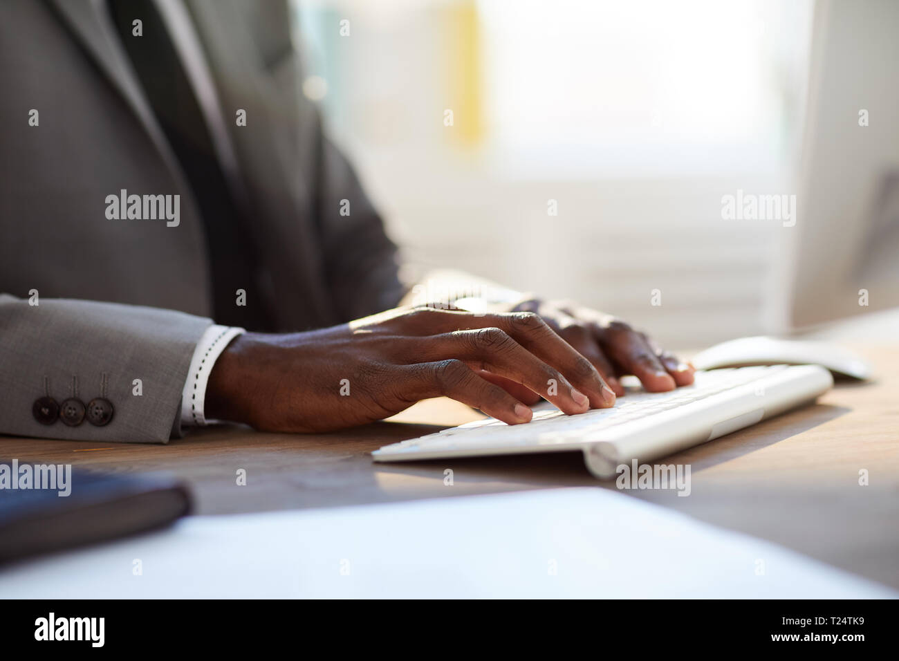 Le dita sui tasti Foto Stock