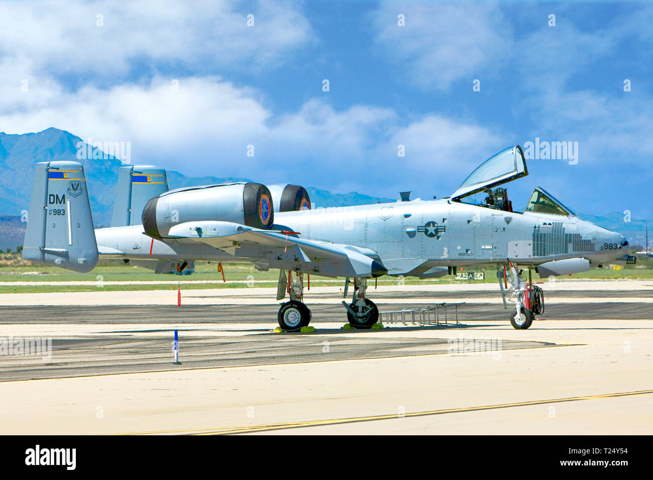 Un moderno-10 Warthog tankbuster aereo da caccia della US Air Force al Davis-Monthan AFB in Tucson AZ Foto Stock