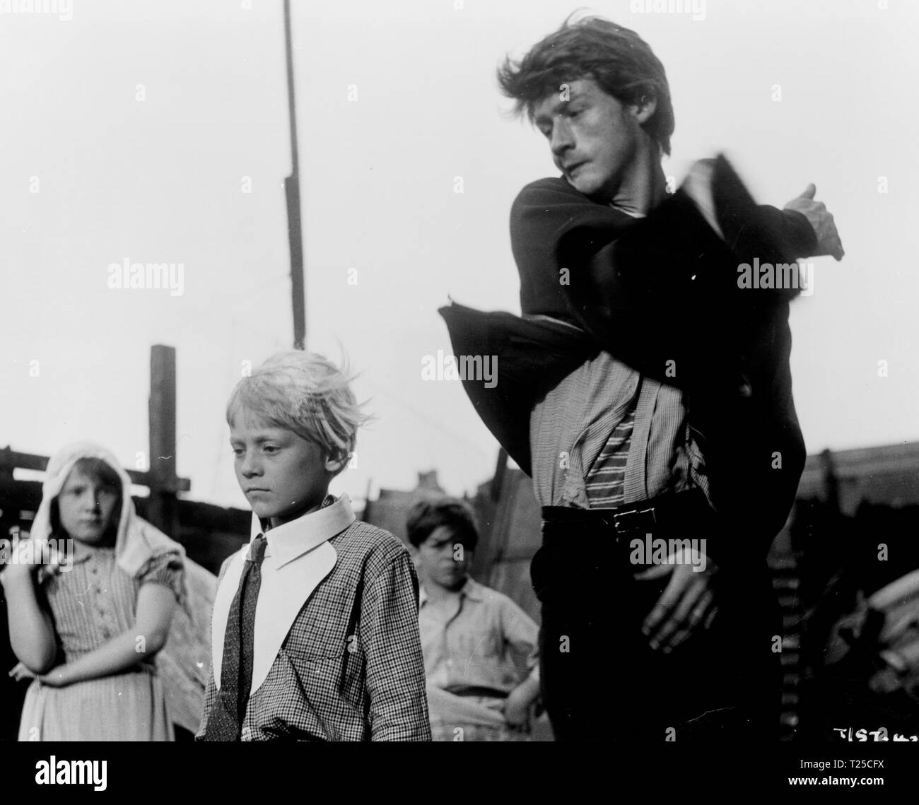 Questa è la mia strada (1964) John Hurt, Data: 1964 Foto Stock