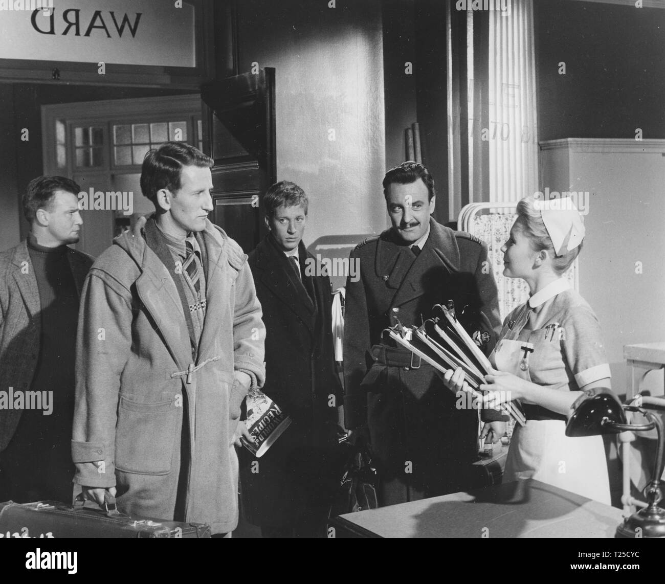 Due volte intorno le giunchiglie (1962) Juliet Mills, Donald Sinden, Lance Percival, Andrew Ray, Donald Houston, Data: 1962 Foto Stock