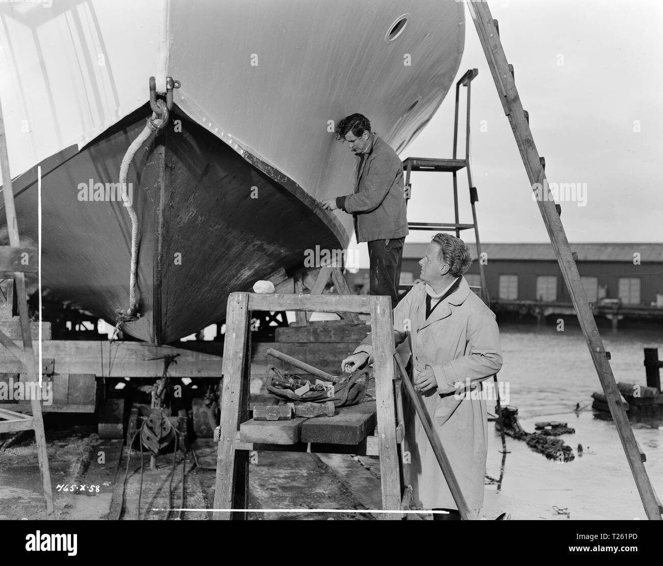 La nave che è morto di vergogna (1955) George Baker, regista Basil Dearden, Data: 1955 Foto Stock