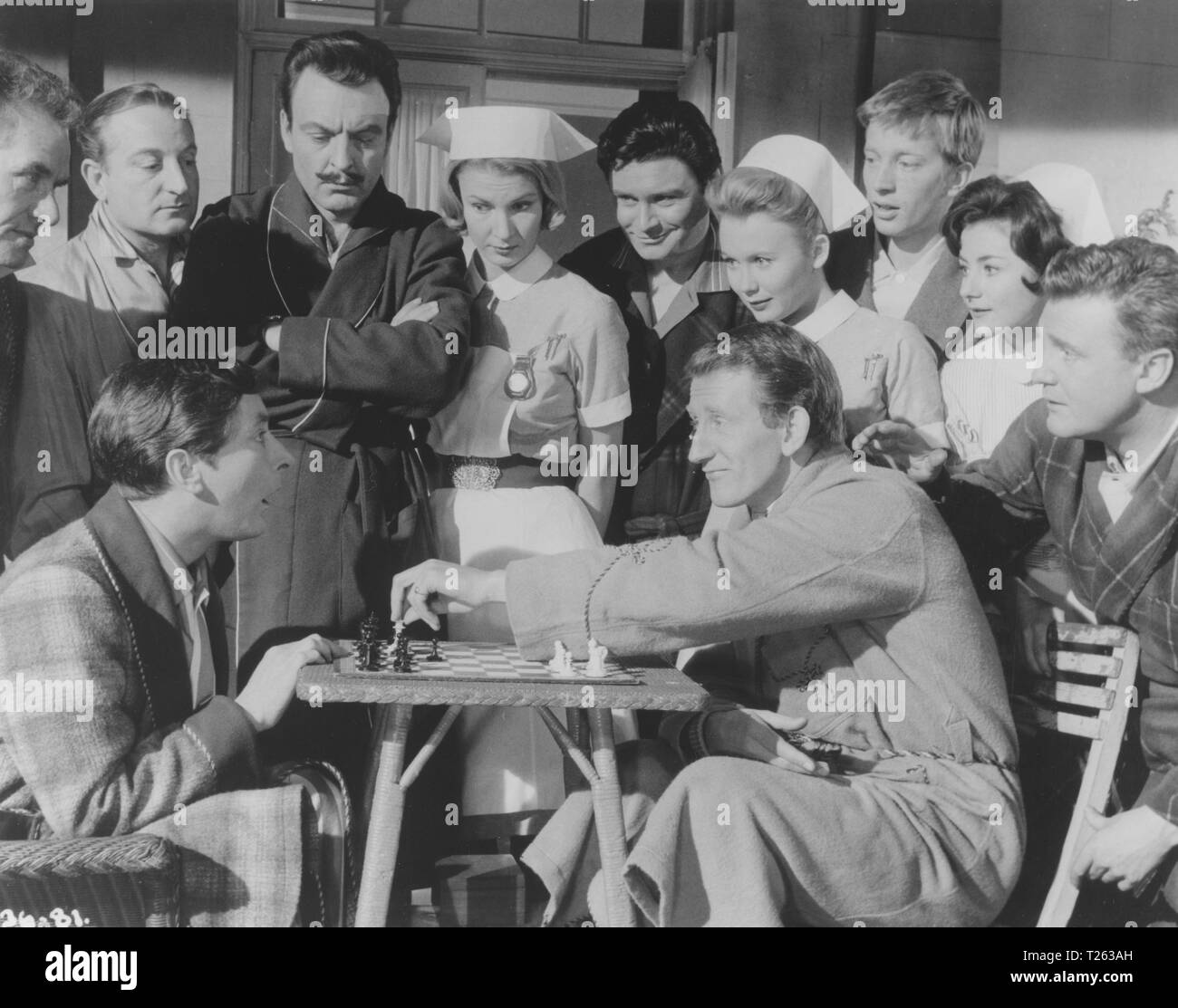 Due volte intorno le giunchiglie (1962) Kenneth Willliams, Juliet Mills, Donald Sinden, Lance Percival, Andrew Ray, Ronald Lewis, Donald Houston, Amanda Reiss, Barbara Roscoe, Data: 1962 Foto Stock