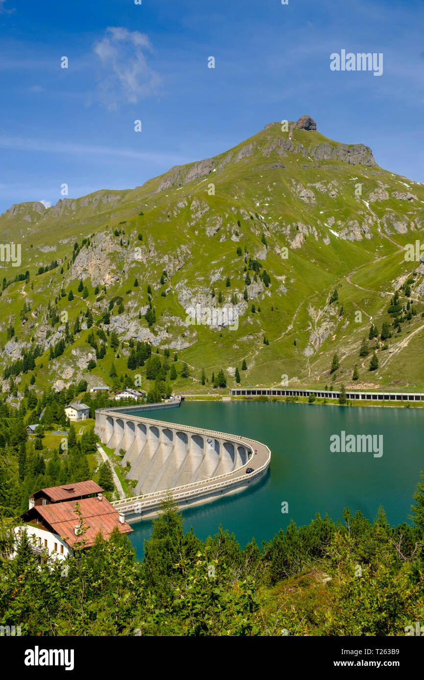 L'Italia, Alto Adige, Dolomiti, Marmolada, Lago di Fedaia, Belvedere, montagna Passo Fedaia Foto Stock