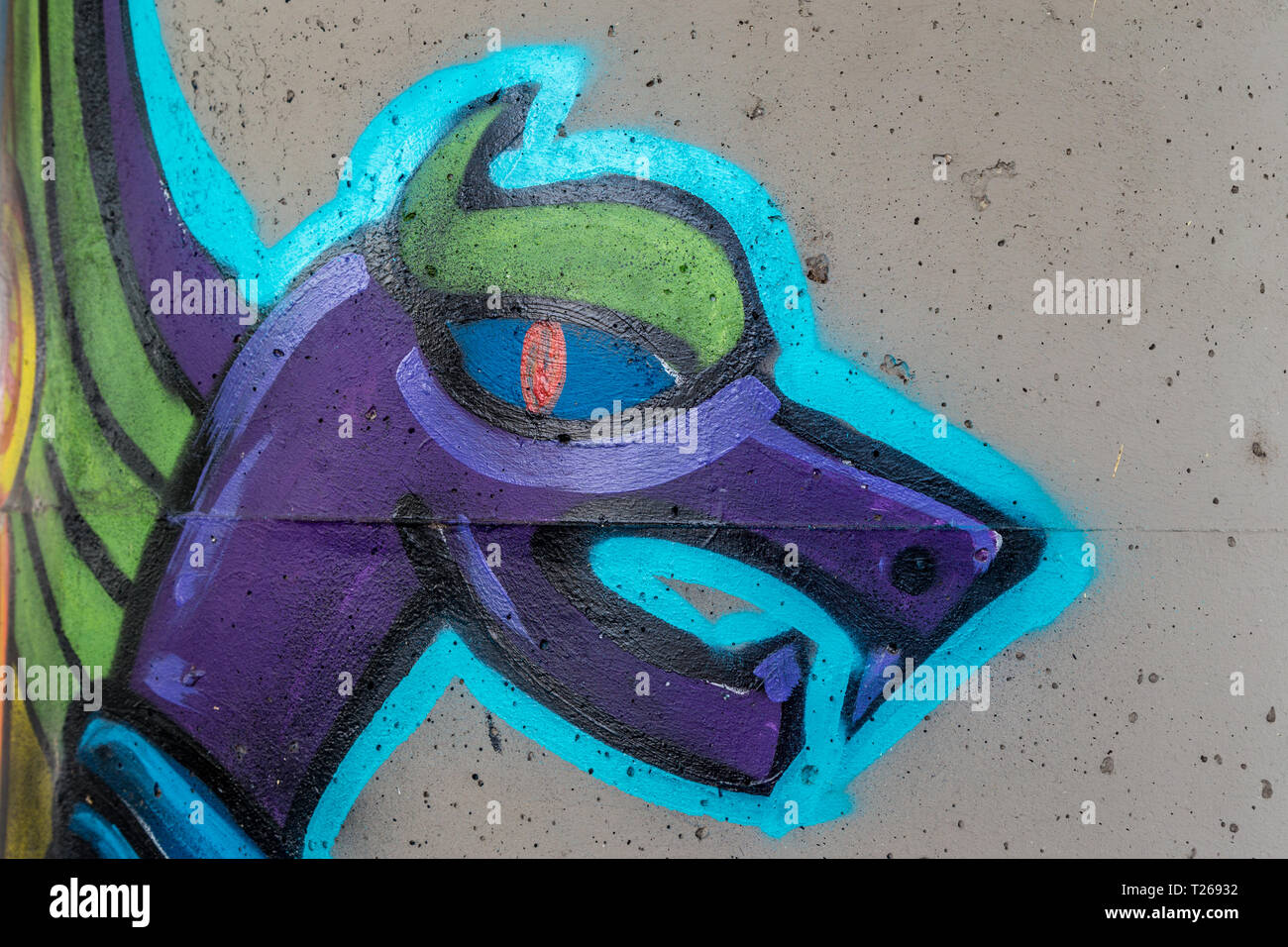 Arte sotto l'autostrada Foto Stock