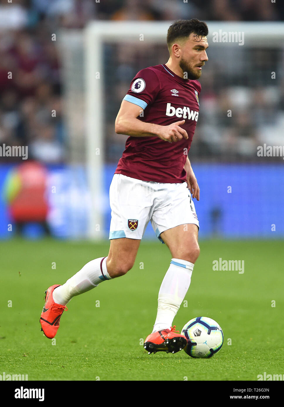 West Ham United Robert Snodgrass in azione durante il match di Premier League a Londra Stadium. Foto Stock