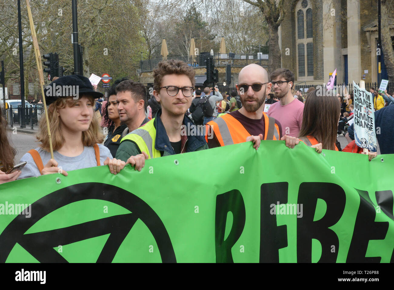 Bethnal Green 30 marzo,1pm estinzione ribelli ,blocco stradale e parte in una sensibilizzazione evento, come la ultra zone a bassa emissione inquinante prendere vigore, Foto Stock