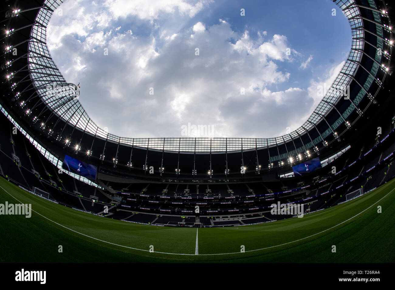 Vista generale del terreno all'interno prima di leggende evento di prova corrispondono a Tottenham Hotspur Stadium, Londra. Foto Stock