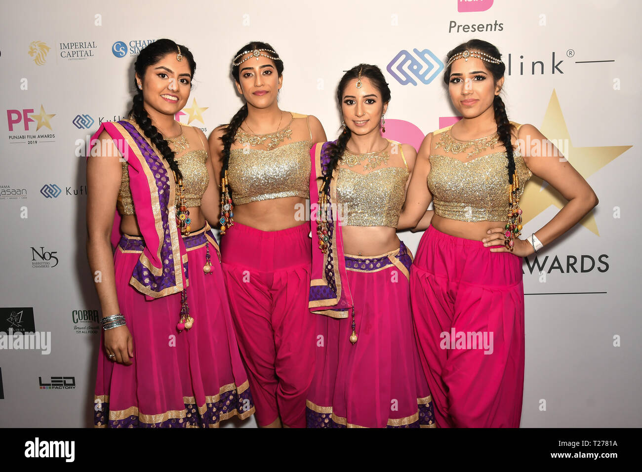 Londra, Regno Unito. Il 30 marzo 2019. La Bollywood Co preforme al BritAsiaTV presenta Kuflink Punjabi Film Awards 2019 presso Grosvenor House, Park Lane, Londra, Regno Unito. 30 marzo 2019 Credit: capitale dell'immagine/Alamy Live News Foto Stock