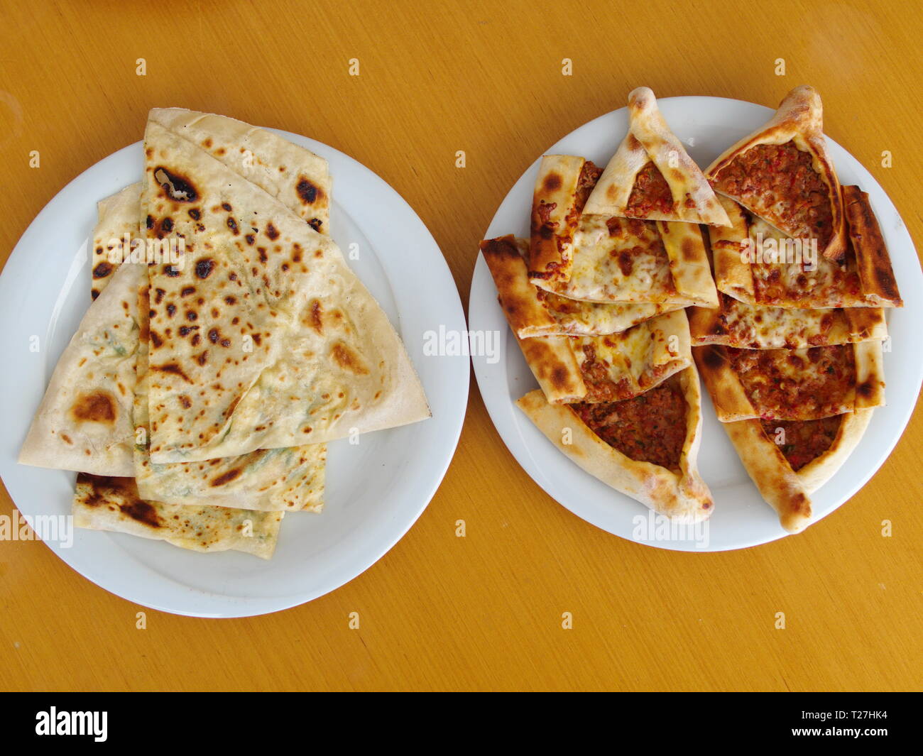 Gozleme e pide(pide) da cucina turca tradizionale Foto Stock