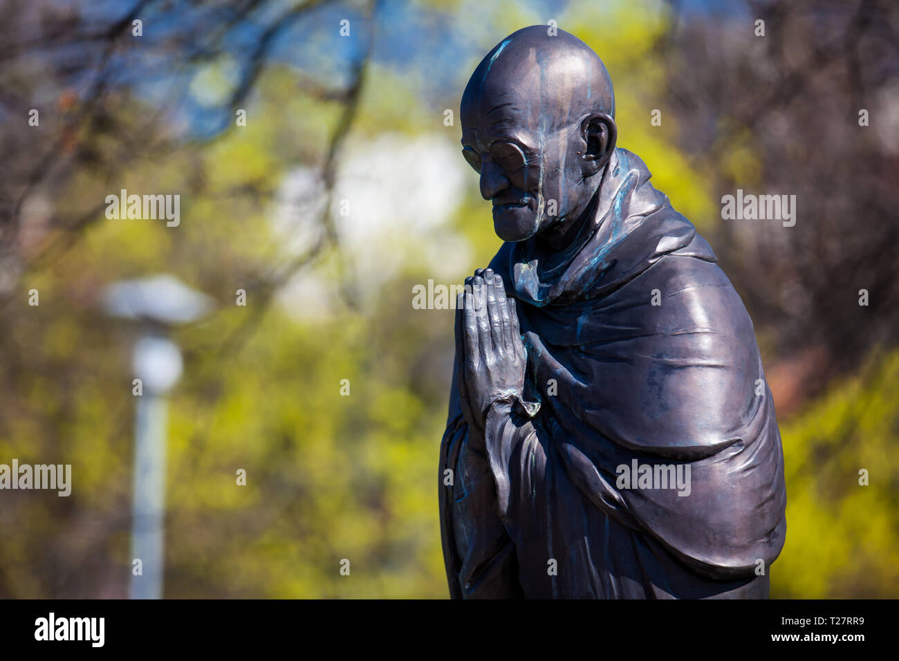 BUDAPEST, UNGHERIA - Aprile 2018: Mahatma Gandhi statua presso il giardino di filosofia situato in collina Gellert Budapest Foto Stock