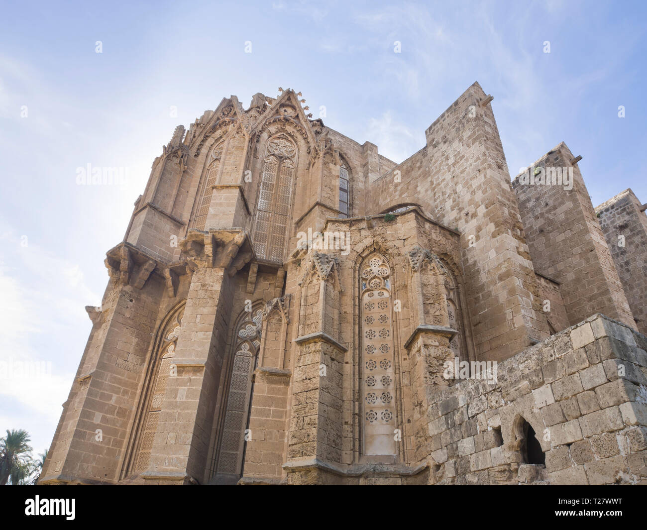 Lala Mustafa Pasha moschea, denominati originariamente cattedrale di San Nicola in Famagusta Cipro, un imponente edificio medievale Foto Stock