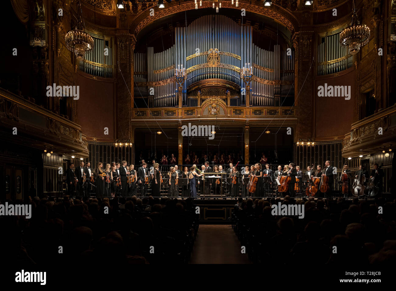 ELTE coro e orchestra di musica riprodotta su Music Academy su Marzo 23, 2019 a Budapest, Ungheria Foto Stock
