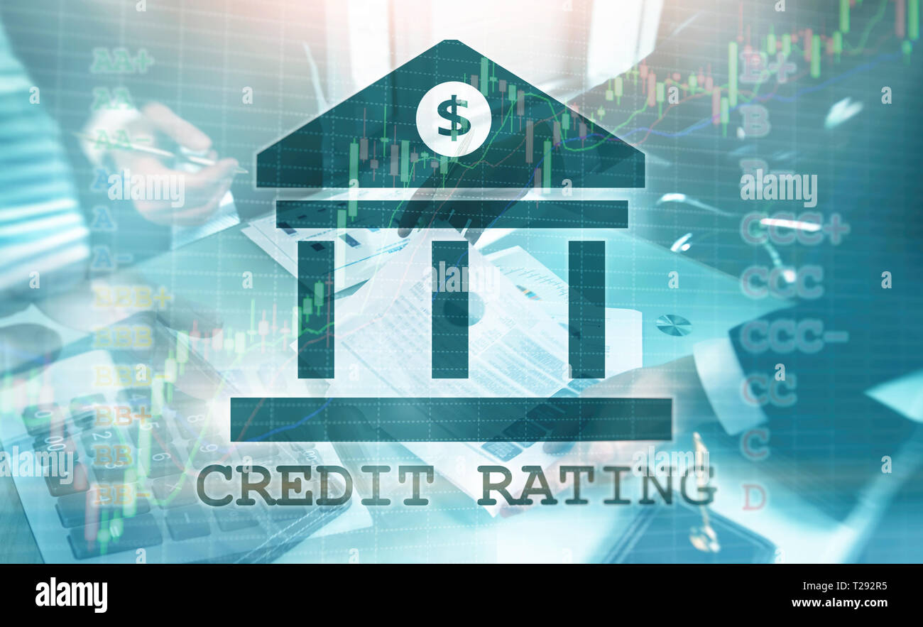 Rating del credito. Finanza, capitale bancario e concetto di investimento. La firma del documento. Foto Stock