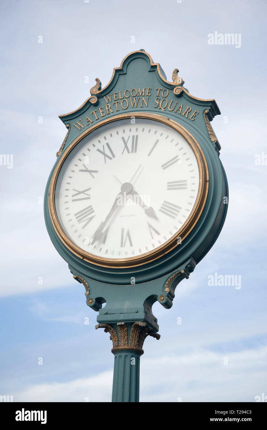 Benvenuto a Watertown orologio quadrato Foto Stock