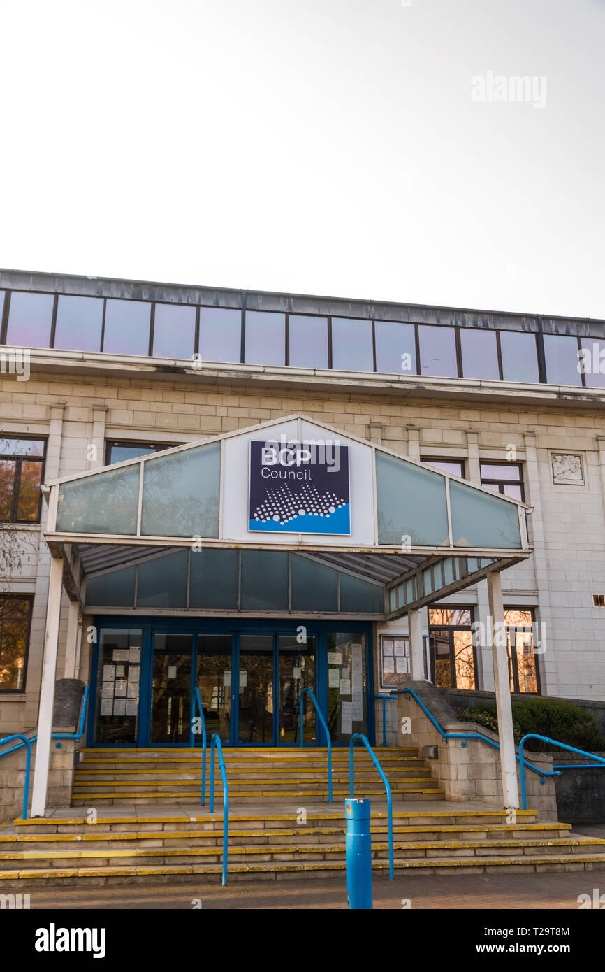 Bournemouth, Inghilterra - BCP Bournemouth, Christchurch e consiglio di Poole, logo a Poole Civic Center creato il 1 aprile 2019 il 30 marzo 2019 nel Regno Unito. Foto Stock