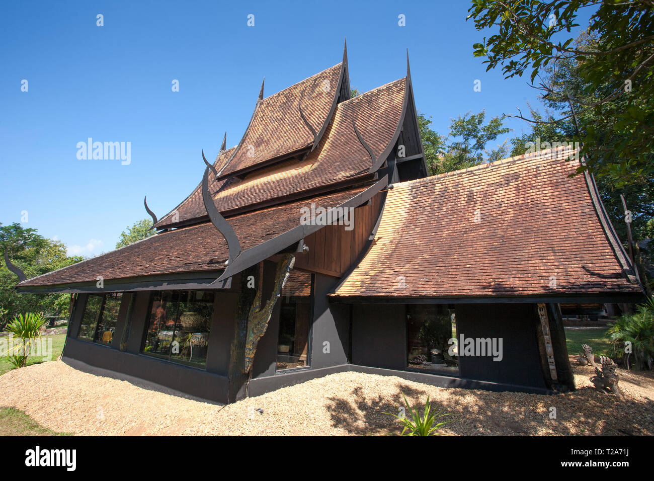 Il nero della casa museo dall artista Thawan Duchanee, Chiang Rai, Thailandia Foto Stock