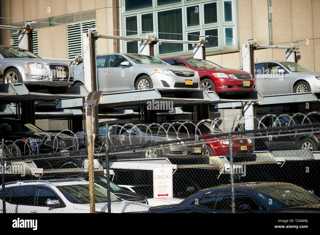 Chelsea idraulico area parcheggio capacità sistema automatizzato di Manhattan a New York Foto Stock