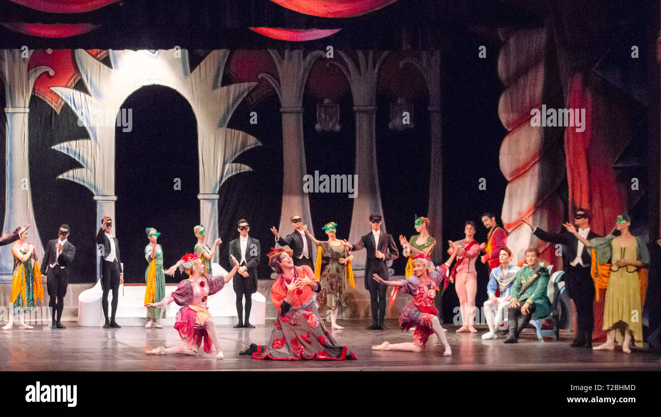 Il Cuban National Ballet esegue "Cenerentola" a Tearo la Caridad, Santa Clara, Cuba Foto Stock