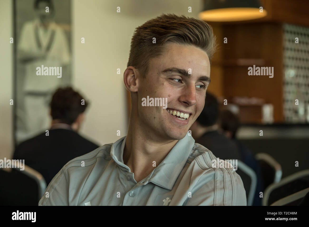 Londra, UK.1 Aprile, 201ST9. Saranno prese in atmosfera rilassata. In una giornata di sole alla Kia ovale, Surrey County Cricket Club hanno tenuto la loro media giorno per il 2019 stagione di cricket. David Rowe/ Alamy Live News. Credito: David Rowe/Alamy Live News Foto Stock