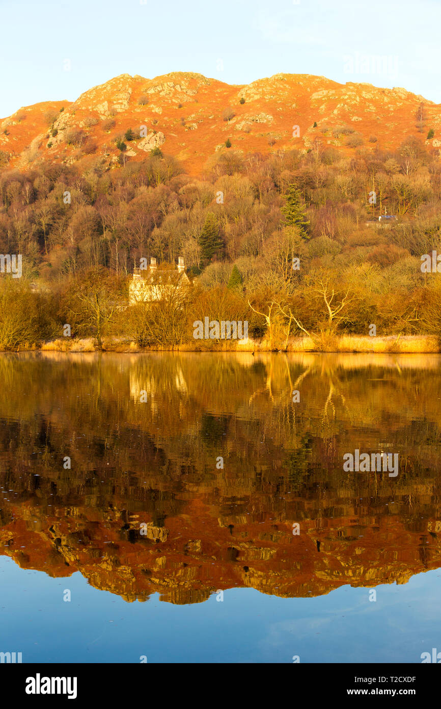 Todd roccioso e il fiume Brathay, Lake District, UK. Foto Stock