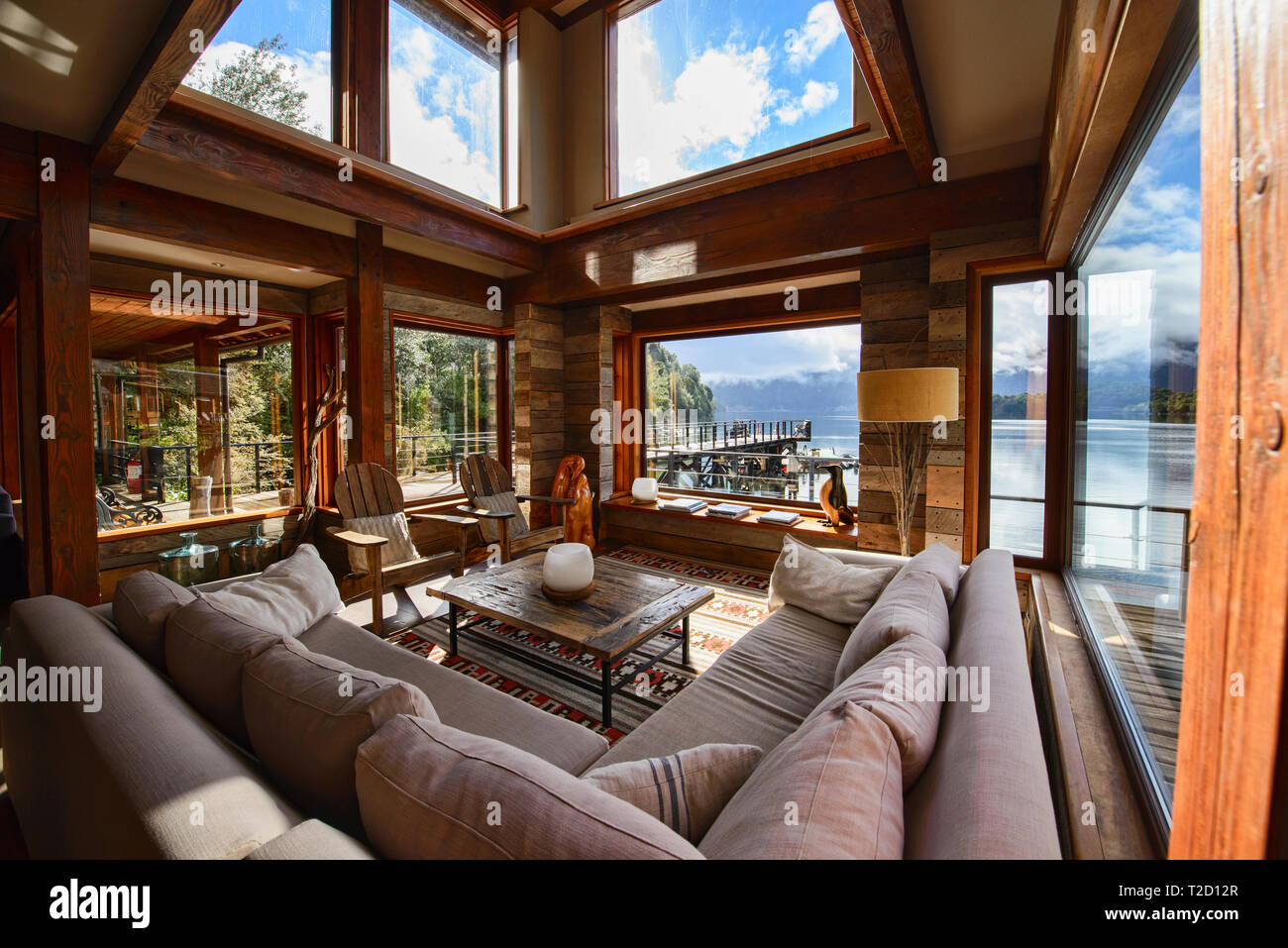 Vista del fiordo, Puyuhuapi Lodge, Patagonia, Aysen, Cile Foto Stock