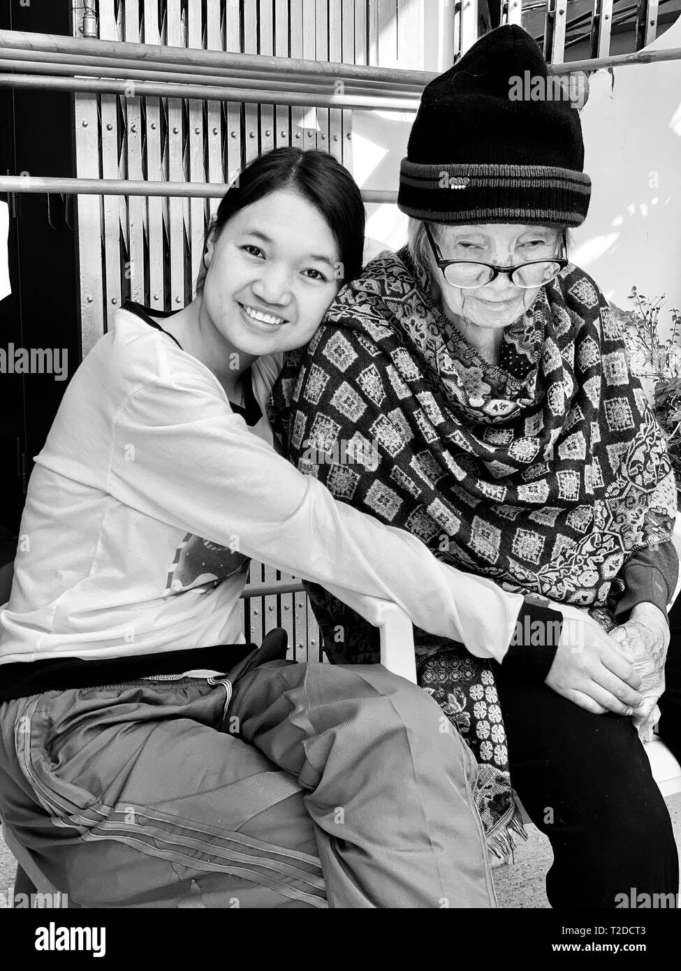 Nonna e nipote di Chiang Mai, Thailandia Foto Stock