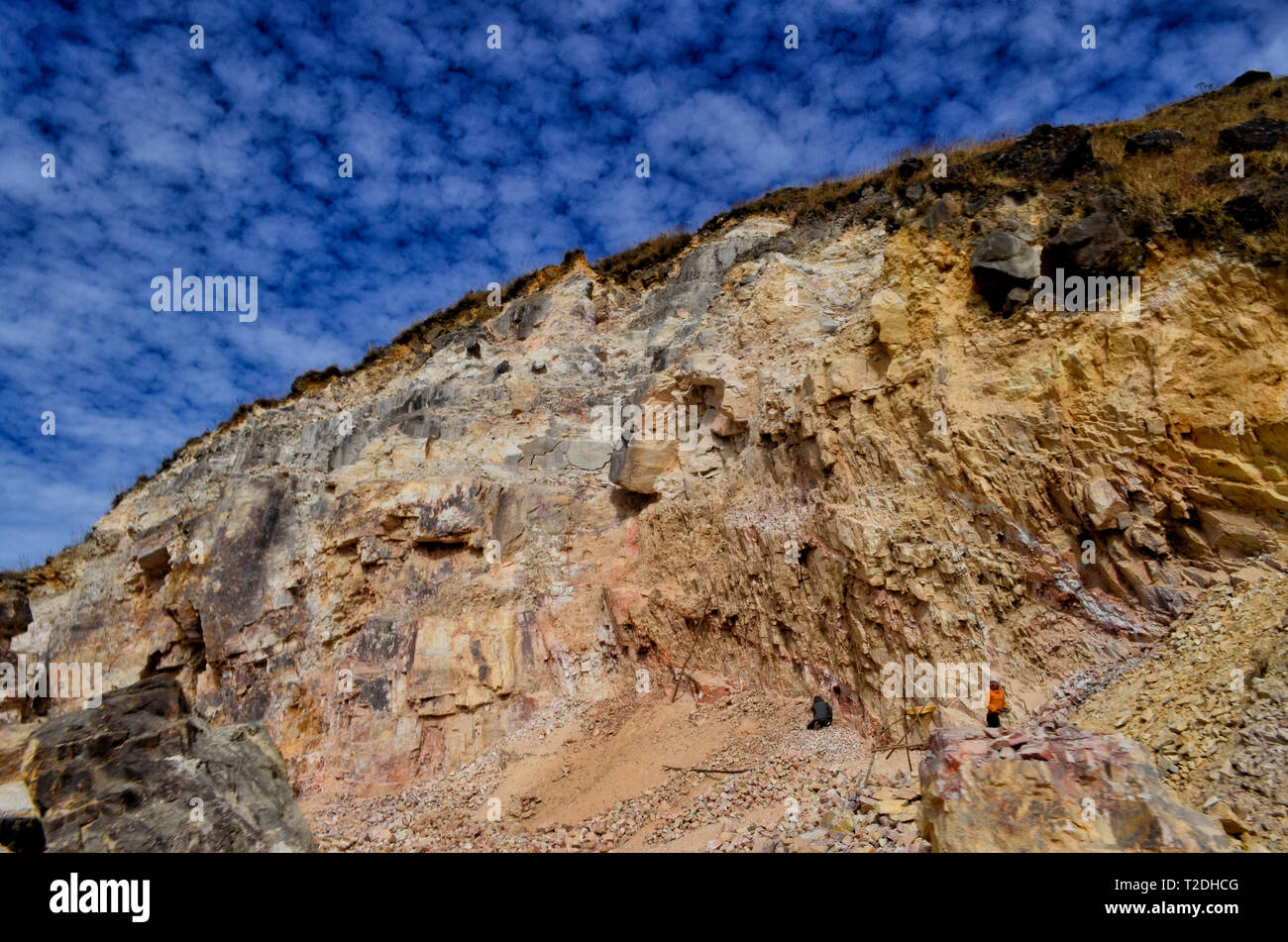 Texture di montagna e cielo blu in Meghalaya, India Foto Stock