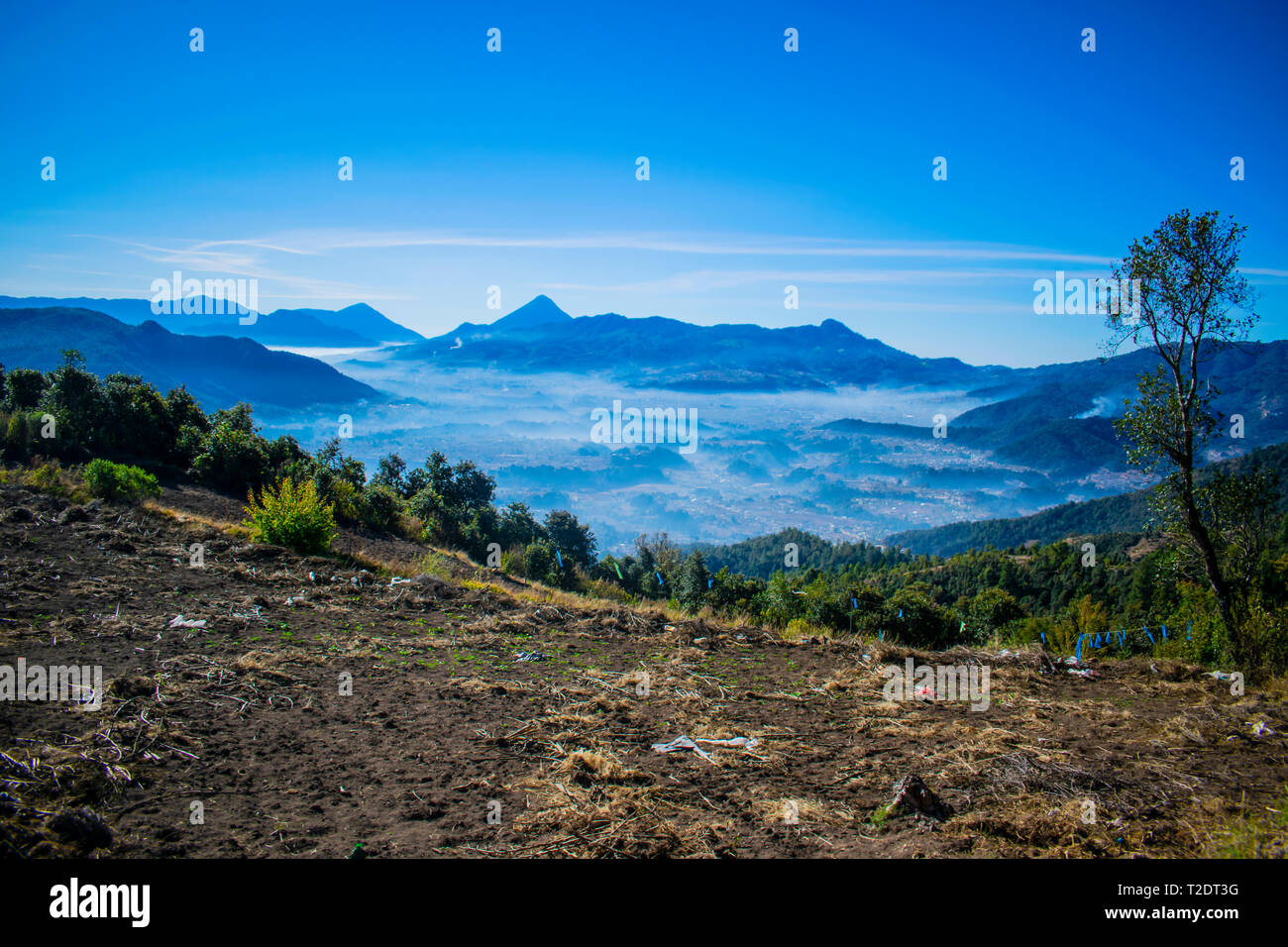 Nazioni Unite gran fondo n.a. gran velle hermoso vista y el Mirador granizo santa cruz de cajola xela quetzaltenango ciudad del valle hermoso onu lugar Foto Stock