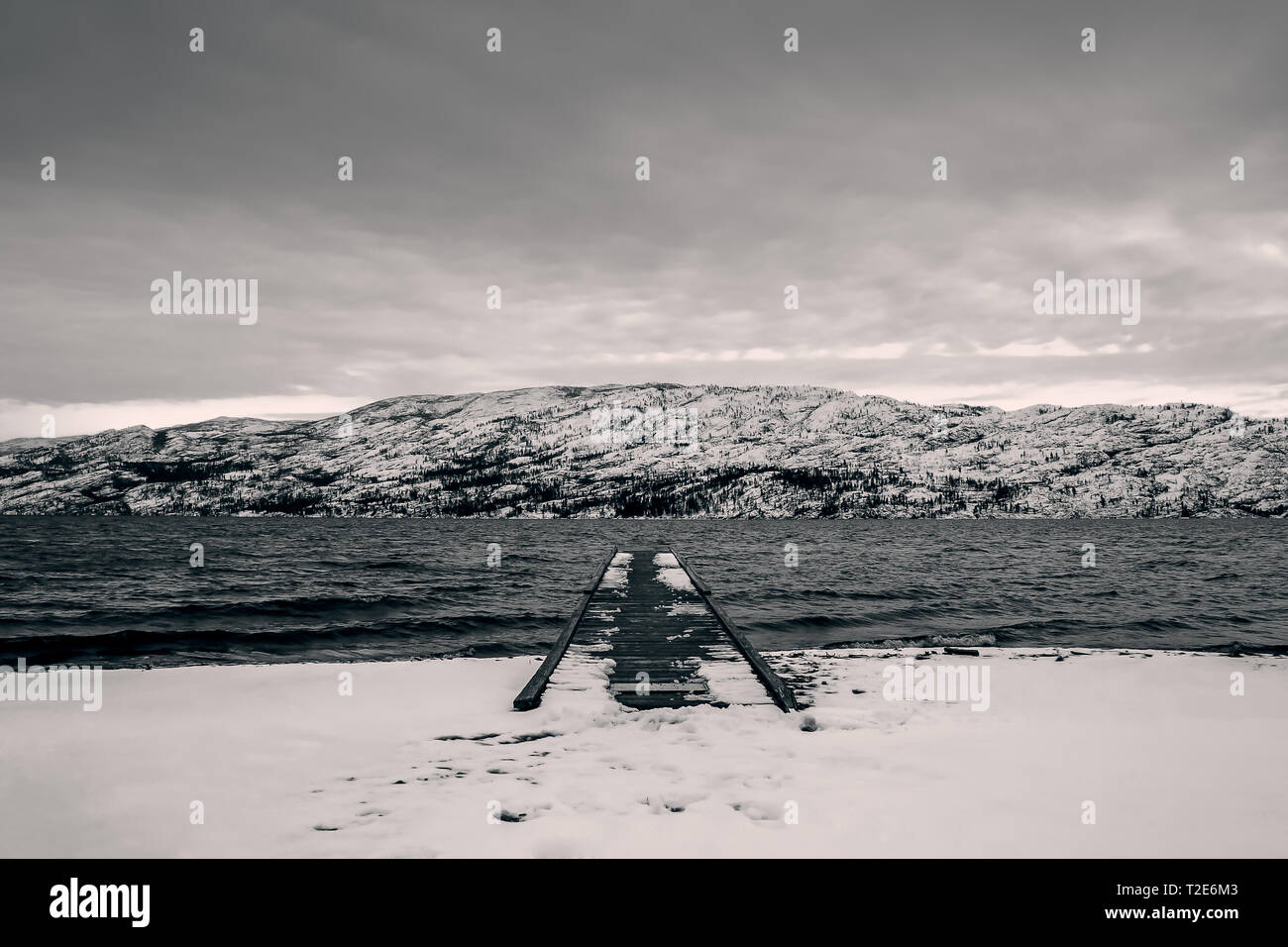 Pier sul Lago Okanagan - Bw - immagine - fotografia Foto Stock