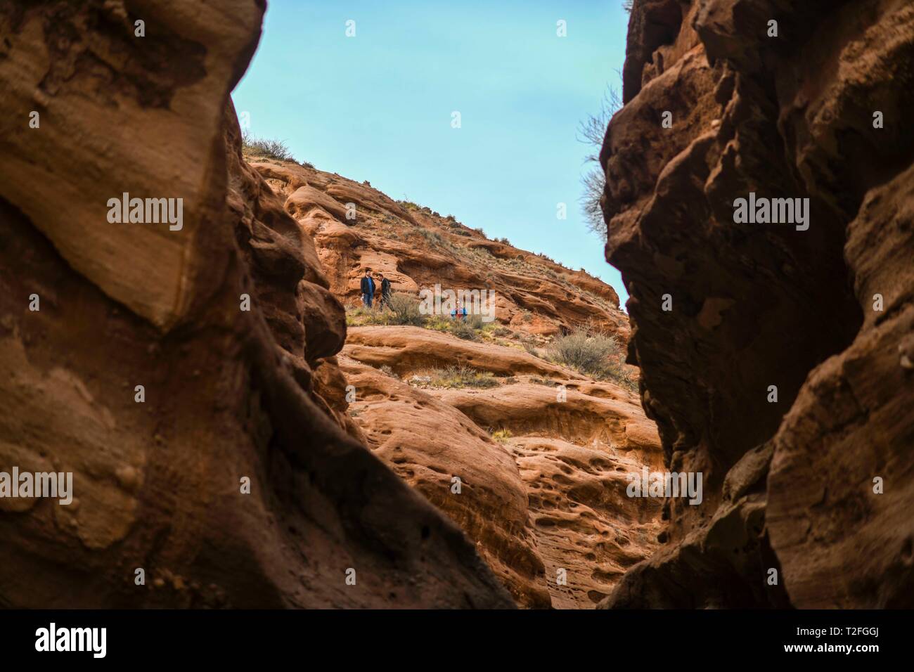 Kashgar. 28 Mar, 2019. Foto scattata a Marzo 28, 2019 mostra un paesaggio della Tomur Grand Canyon in Wensu County, a nord-ovest della Cina di Xinjiang Uygur Regione autonoma. Il paesaggio di primavera nel sud del Xinjiang ha attirato sempre più turisti, man mano che la temperatura aumenta. Credito: Zhao Ge/Xinhua/Alamy Live News Foto Stock