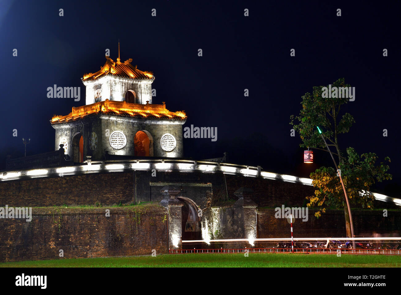 Cancello in città imperiale, tonalità, Vietnam. Ingresso principale alla Città Proibita. Foto Stock