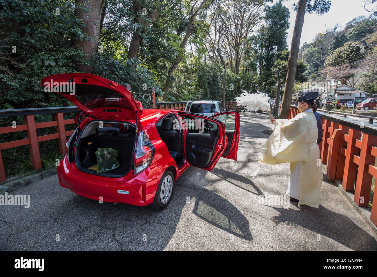 Lo Shintoismo benedizione auto ,Giappone Foto Stock