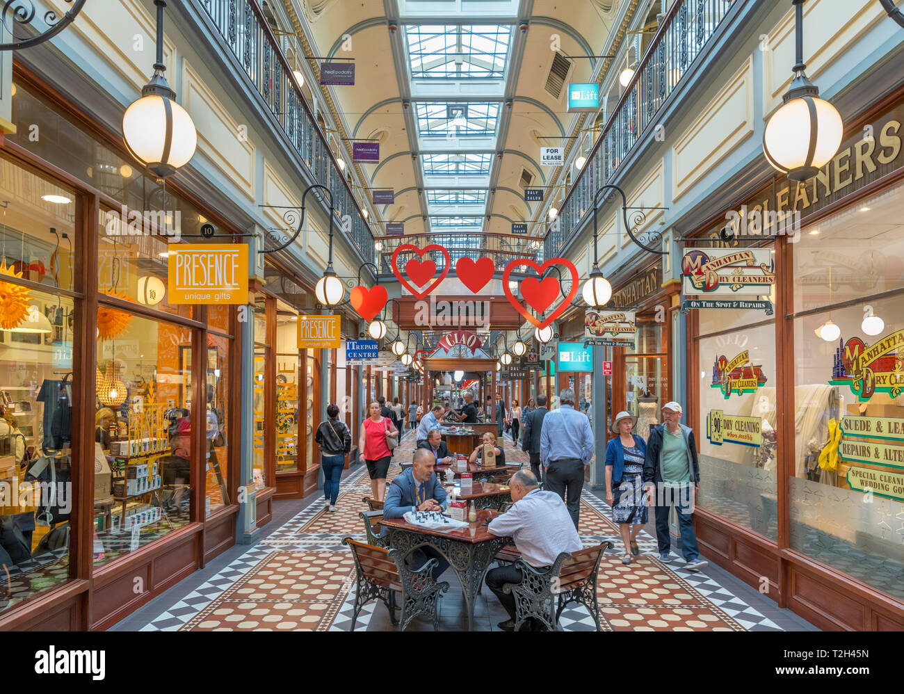 Adelaide, Australia. L'Adelaide shopping arcade nel centro del Quartiere Affaristico Centrale (CBD), Adelaide, South Australia, Australia Foto Stock