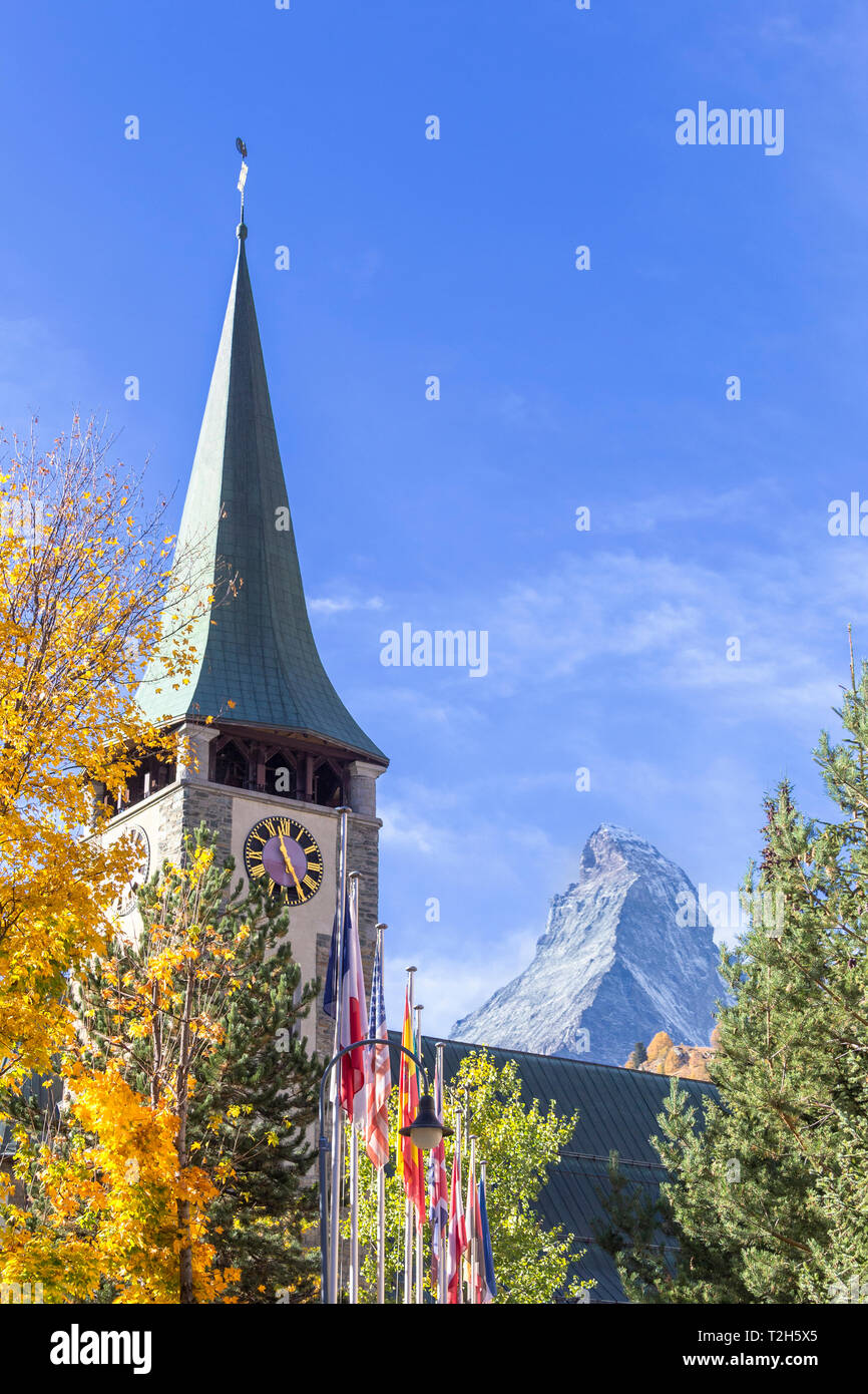 Chiesa dal Cervino in Zermatt, Svizzera, Europa Foto Stock