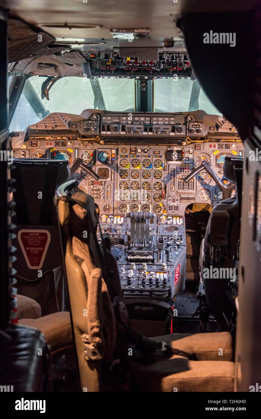 Cabina di pilotaggio di un aereo, il Museo del Volo, Seattle, Washington, Stati Uniti d'America Foto Stock