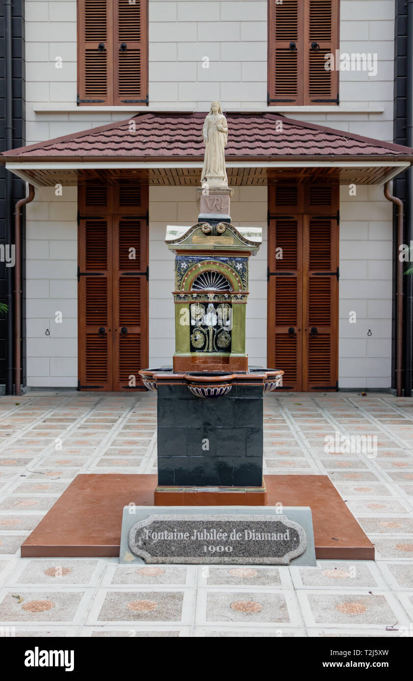 Victoria Seychelles - Febbraio 3th, 2019: Il monumento Fountaine Giubileo de rombo collocato sull'indipendenza Av in Victoria, Isola di Mahe, Seicelle Foto Stock