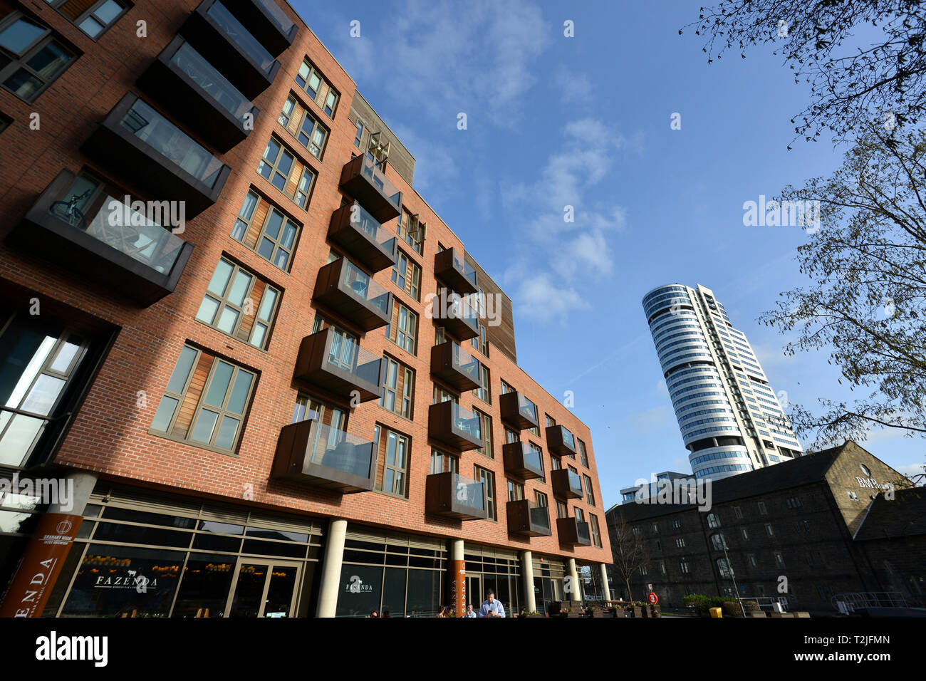 Leeds, nello Yorkshire, Regno Unito, mostrando Bridgewater Place. Foto Stock