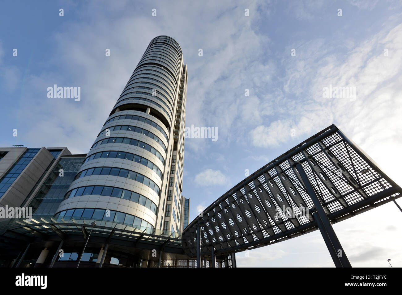 Leeds, nello Yorkshire, Regno Unito, mostrando Bridgewater Place. Foto Stock