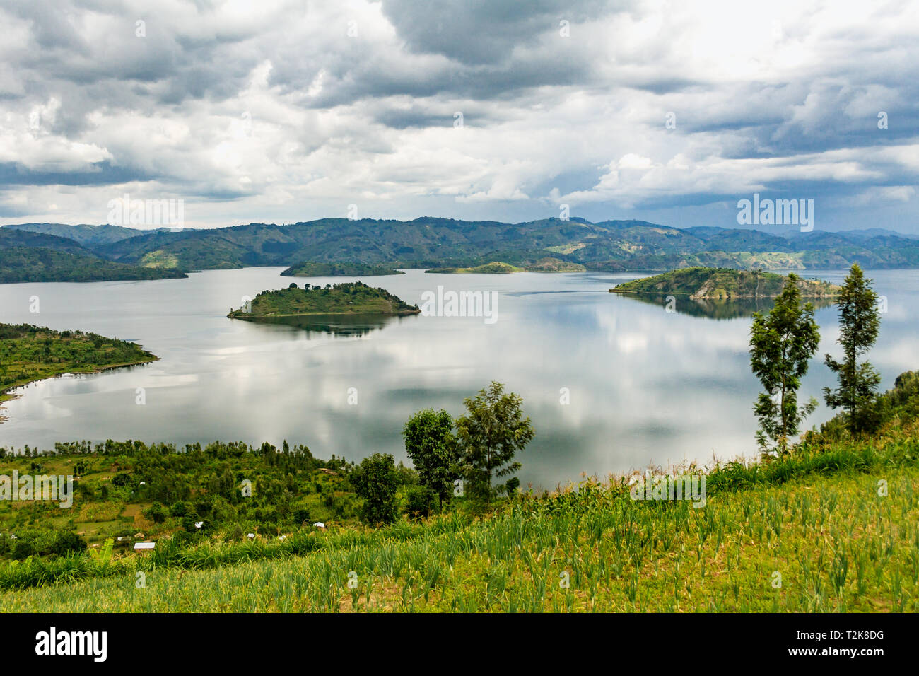 Il lago Kivu, uno dei più grandi dei Grandi Laghi africani, in Ruanda Foto Stock
