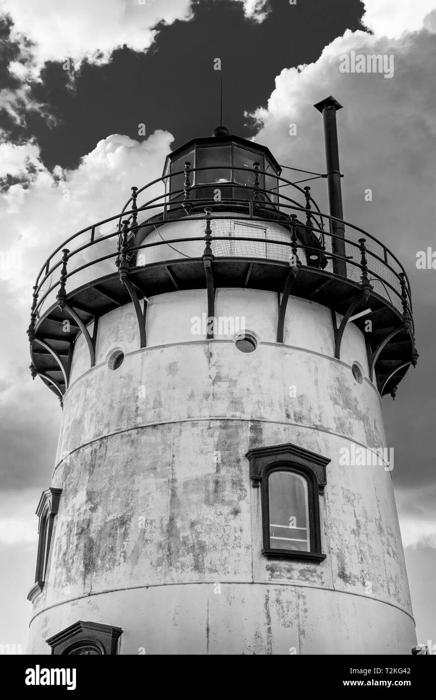 Di Sleepy Hollow faro contro un cielo nuvoloso su una bella giornata estiva, medium shot, in bianco e nero, Sleepy Hollow, Upstate New York, NY Foto Stock